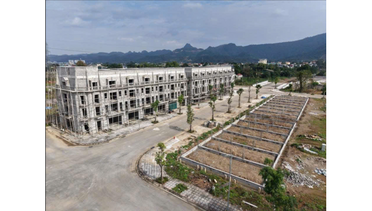  Đất Trung Tâm TP. Hòa Bình, Xuống Tiền An Tâm >.